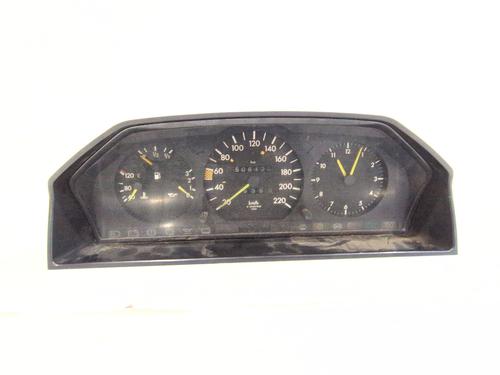 Instrument cluster MERCEDES-BENZ 124 Saloon (W124) 300 D (124.130) 87001199 | VDO | 87 | 001 | 199