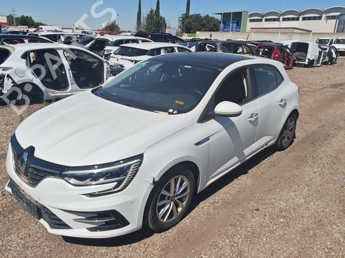 Used Parts RENAULT MEGANE IV Saloon    4947742