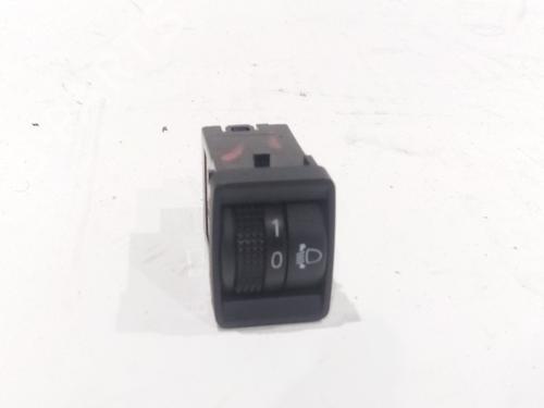 Used Headlight adjuster motor NISSAN MICRA V (K14) 1.0 IG-T (92 hp) 21216083