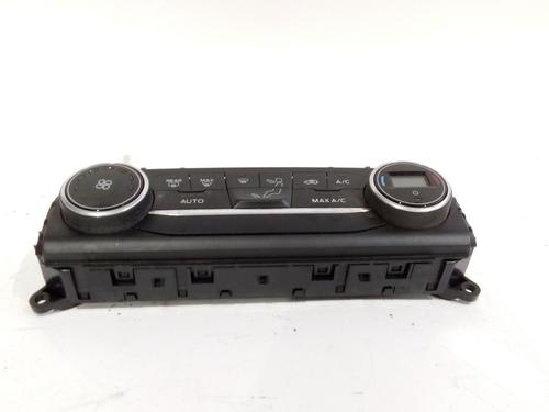 Climate control FORD FIESTA VII (HJ, HF) 1.5 TDCi H1BT18C612AL