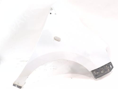 Used Right front fenders Right front fenders 37260775 37260775