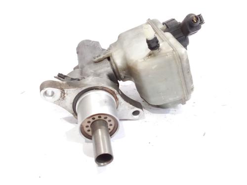 Used Brake master cylinder SKODA OCTAVIA II (1Z3) 1.6 (102 hp) 17822469