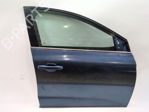 Dør højre fortil RENAULT MEGANE IV Hatchback (B9A/M/N_) 1.2 TCe 130 (B9MR) (130 hp) 30458851