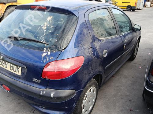 Used Parts PEUGEOT 206 Hatchback (2A/C)  1.4 i  4504744