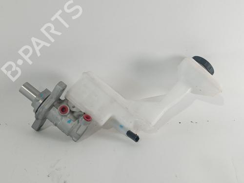 Brake master cylinder RENAULT KADJAR (HA_, HL_) 1.5 dCi 110 (HLA3) | BP17817293M77