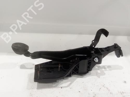 Break pedal PEUGEOT 3008 II SUV (MC_, MR_, MJ_, M4_) 1.2 THP/ PureTech 130 (MRHNSM, MRHNSU, MRHNSJ, MRHNYW,... | BP23389168I19