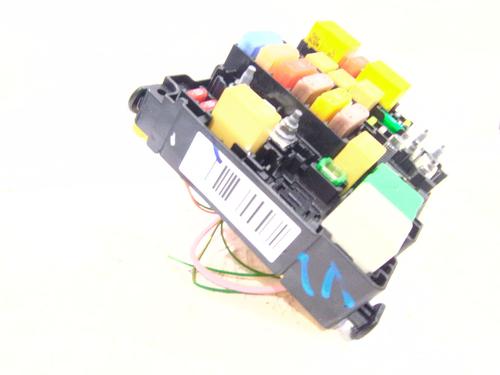 Used Fuse box Fuse box 38107712 38107712