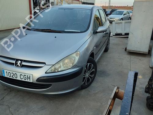 Fuse box PEUGEOT 307 (3A/C) 1.6 16V | BP30573270E1