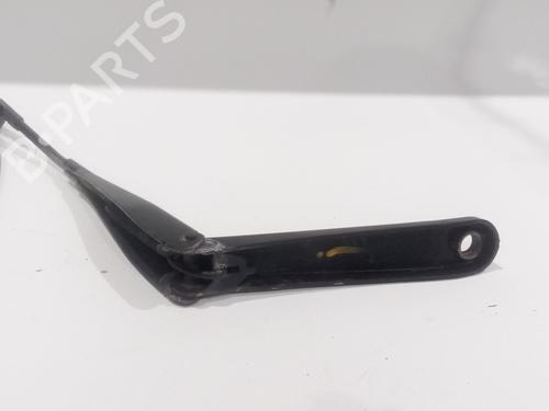 Front windshield wiper arm FORD FIESTA VI (CB1, CCN) 1.25 | BP23894669C143 