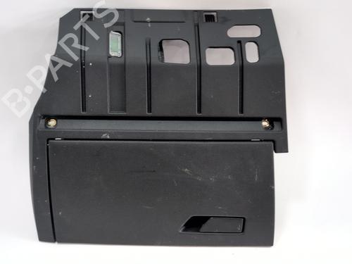 Handskerum AUDI A3 Sportback (8YA, 8YF) 30 TDI (116 hp) 25036869