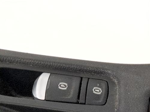 Armrest / Center console MITSUBISHI COLT VII Hatchback (VB_) | BP33735815I20 - Image 3