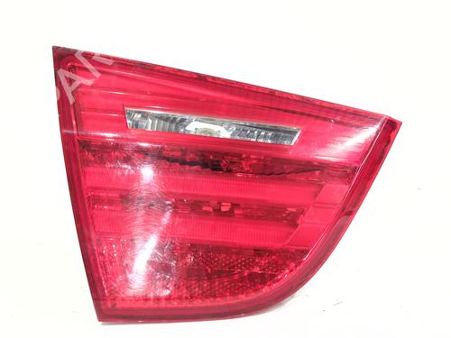 Feu de coffre gauche BMW 3 (E90) 320 i (170 hp) 31958535