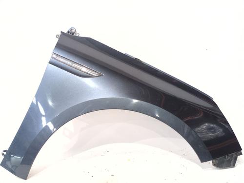 Used Right front fenders Right front fenders RENAULT MEGANE IV Grandtour (K9A/M/N_) 1.5 dCi 110 (B9A3) (110 hp) 34431932 34431932
