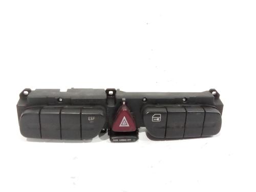Used Warning switch MERCEDES-BENZ C-CLASS Coupe (CL203) [2001-2011]  17820675