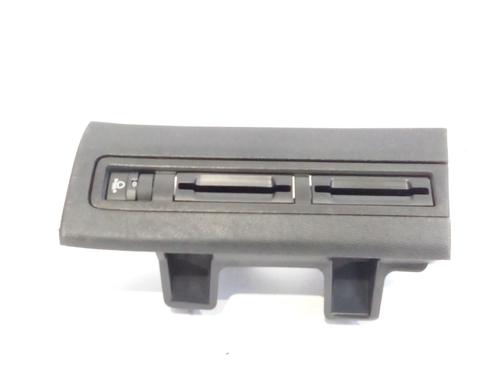 Used Headlight adjuster motor PEUGEOT 3008 II SUV (MC_, MR_, MJ_, M4_) 1.5 BlueHDi 130 (131 hp) 17823074