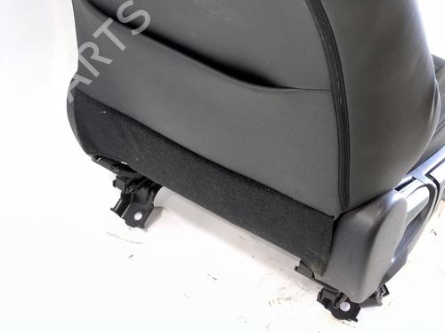 Right front seat LEXUS IS III (_E3_) 300h (AVE30_, AVE30R) | BP30176986C16