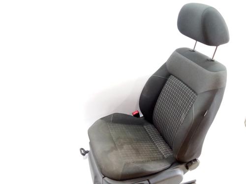 Left front seat VW POLO V (6R1, 6C1) | BP30157443C15