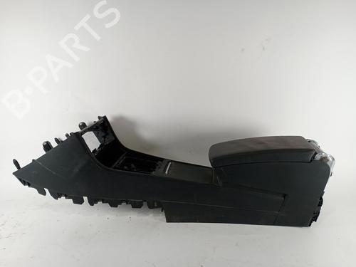 Used Armrest / Center console VW PASSAT B6 (3C2) [2005-2010]  13501768