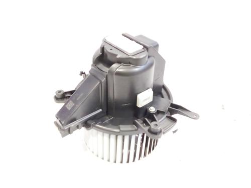 Heater blower motor PEUGEOT 3008 II SUV (MC_, MR_, MJ_, M4_) 1.5 BlueHDi 130 | BP17823054M62 