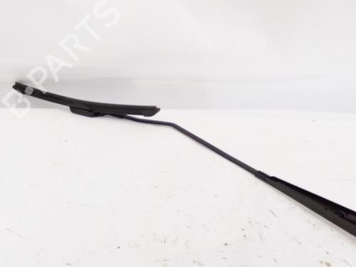 Front windshield wiper arm FORD FIESTA VII (HJ, HF) 1.0 EcoBoost mHEV | BP30157440C143 
