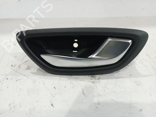 Maniglia interna anteriore destra RENAULT MEGANE IV Hatchback (B9A/M/N_) [2015-2025]  17913609