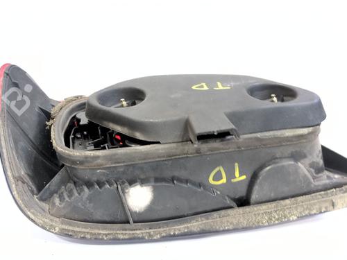 Højre baglygte PEUGEOT 306 Hatchback (7A, 7C, N3, N5) 2.0 HDI 90 | BP27696377C35 