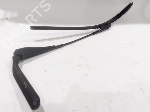 Used Front windshield wiper arm BMW X1 (E84) [2009-2015]  23137259