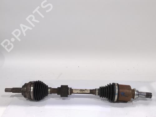 left-front-driveshaft-dacia-sandero-iii-2021-39944996 main image
