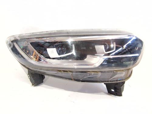 right-headlight-renault-kadjar-ha_-hl_-2015-38235786 main image