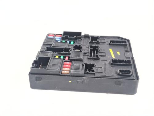 fuse-box-renault-megane-iv-saloon-2016-36140467 main image