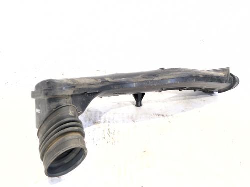 pipe-renault-megane-iv-saloon-2016-34004686 main image