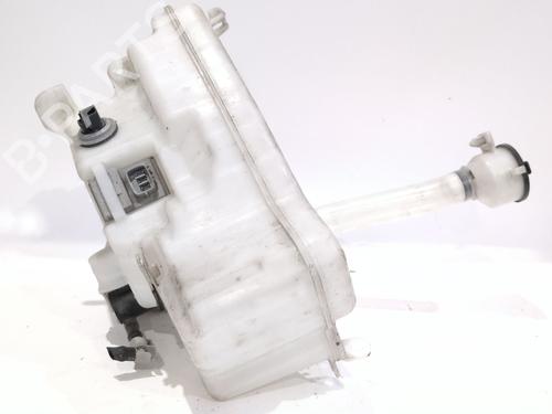 Used Windscreen washer tank LEXUS IS III (_E3_) 300h (AVE30_, AVE30R) (223 hp) 29280821