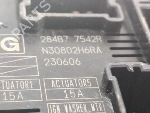 Fuse box RENAULT TRAFIC III Bus (JG_) | BP37174094E1 - Image 3