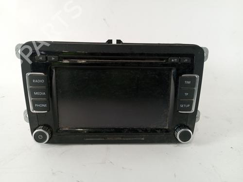 Used Radio VW PASSAT B6 (3C2) [2005-2011]  13501794