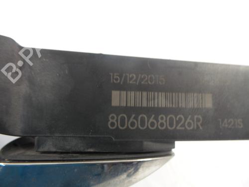 Klamka zewnętrzna drzwi przednich prawych RENAULT MEGANE IV Hatchback (B9A/M/N_) 1.2 TCe 130 (B9MR) | BP18084819C129 