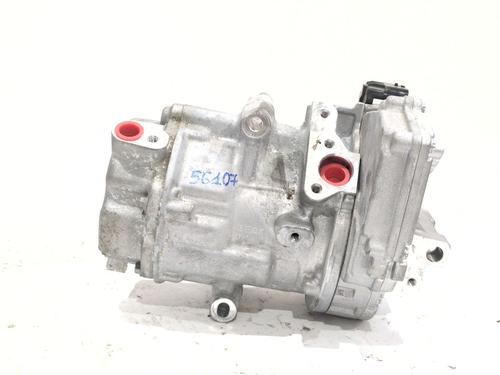 Used AC compressor AC compressor RENAULT CAPTUR II (HF_) E-TECH 145 (HFMU) (143 hp) 33977486 33977486