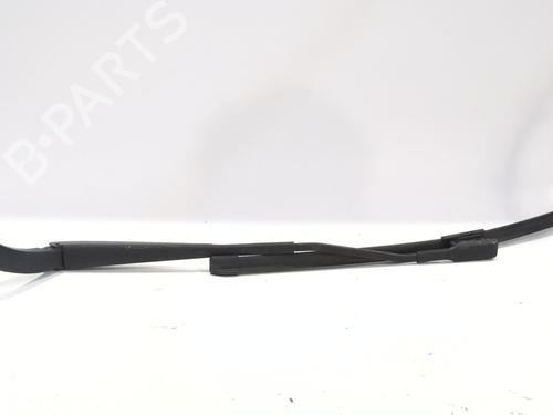 Used Front windshield wiper arm DACIA DOKKER Express Box Body/MPV 1.5 dCi (FEAJ) (90 hp) 27541443