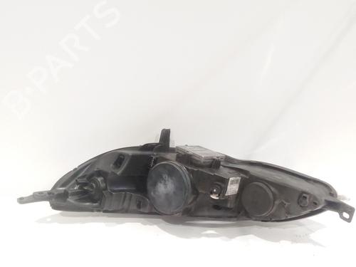 Right headlight PEUGEOT 407 (6D_) 2.0 HDi 135 (6DRHRH, 6DRHRE, 6DRHRG, 6DRHRJ) | BP21605609C29 