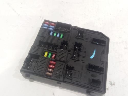 Fuse box RENAULT MEGANE IV Hatchback (B9A/M/N_) 1.6 dCi 130 (B9A4) | BP23401993E1 - Image 3
