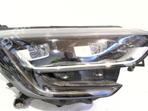 Used Right headlight Right headlight RENAULT MEGANE IV Hatchback (B9A/M/N_) 1.3 TCe 140 (B9NB) (140 hp) 33934296 33934296
