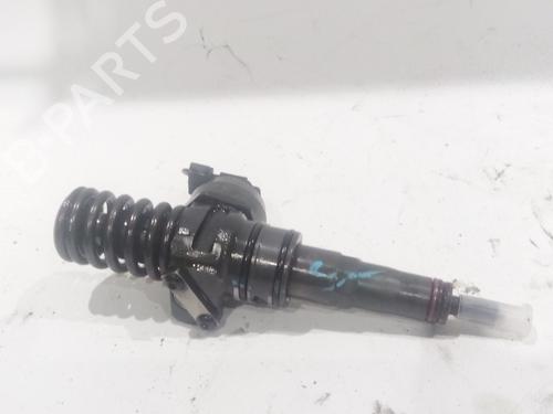 Used Injector VW CADDY III MPV (2KB, 2KJ, 2CB, 2CJ) 1.9 TDI (105 hp) 21668389