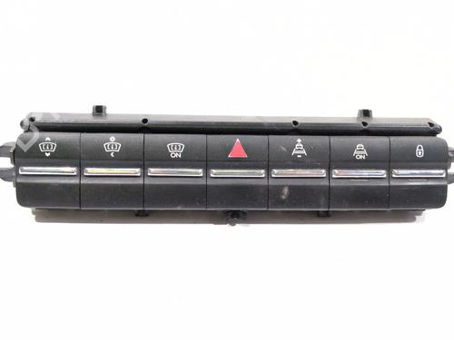 switch-peugeot-5008-0u_-0e_-2009-2010-2011-2012-2013-2014-2015-2016-2017-32163777 main image