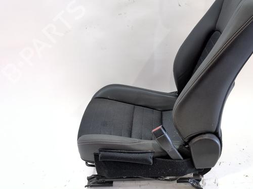 Right front seat LEXUS IS III (_E3_) 300h (AVE30_, AVE30R) | BP30176986C16