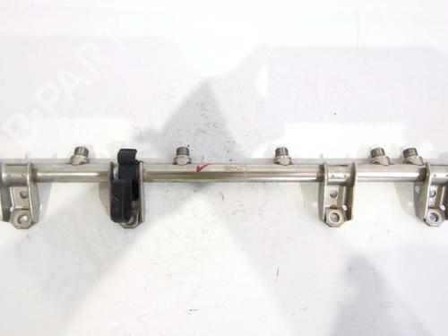Used Injection rail BMW 5 Gran Turismo (F07) 535 i (306 hp) 26941281