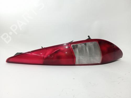 Used Right taillight FORD MONDEO III Turnier (BWY) 2.0 TDCi (130 hp) 17820490