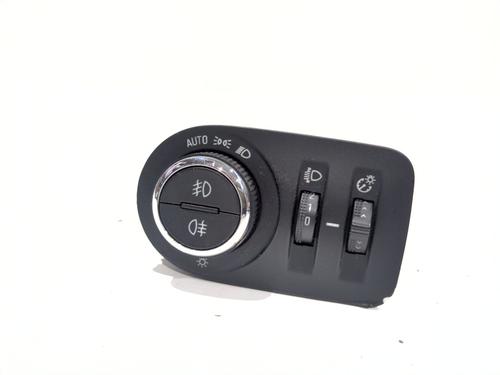 Used Headlight switch OPEL GRANDLAND / GRANDLAND X (A18, P1UO) 1.5 Turbo D (75) (131 hp) 17913298