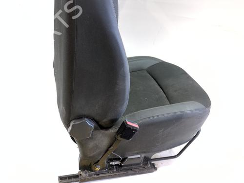 Left front seat RENAULT EXPRESS Box Body/MPV 1.5 Blue dCi 95 (F6AB) | BP30157711C15