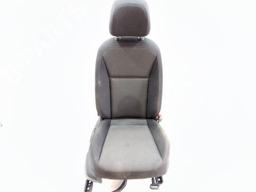 Used Right front seat VW TIGUAN (AD1, AX1) 2.0 TDI (115 hp) 30702228
