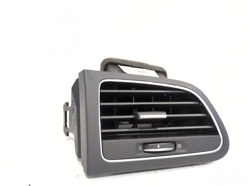 air-vent-renault-megane-iv-saloon-2016-32365796 main image