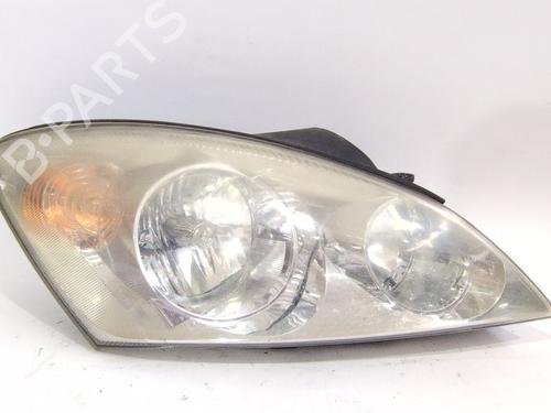 Used Right headlight Right headlight KIA CEE'D SW (ED) [2007-2012] 32772122 32772122